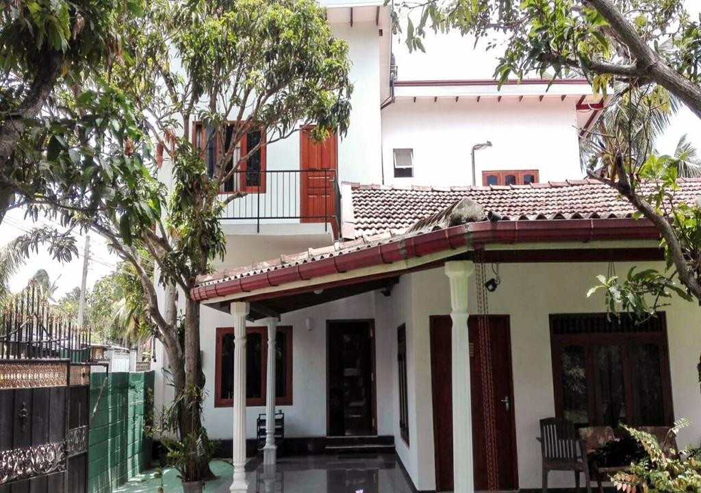 ネゴンボ House Of Seya Bed & Breakfast エクステリア 写真