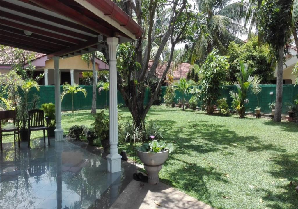 ネゴンボ House Of Seya Bed & Breakfast エクステリア 写真