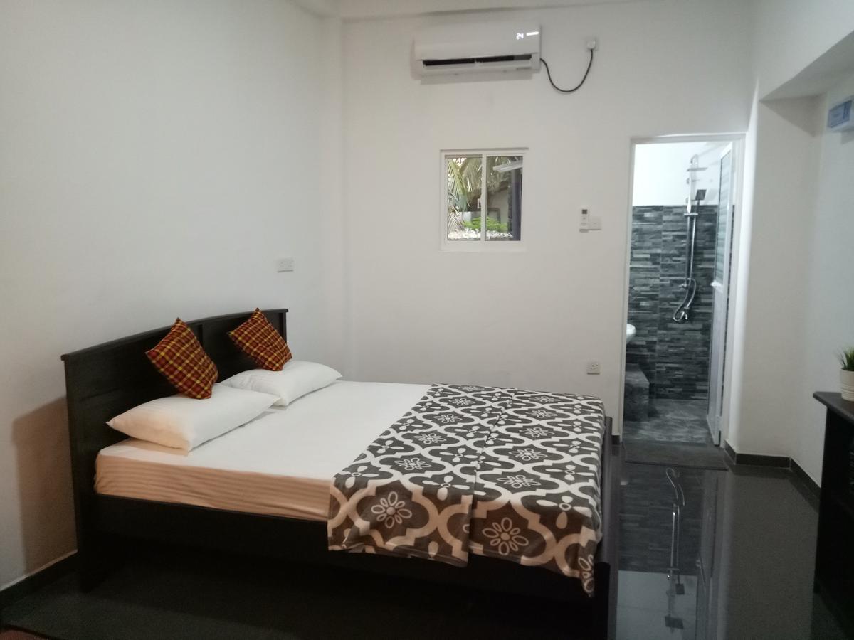 ネゴンボ House Of Seya Bed & Breakfast エクステリア 写真